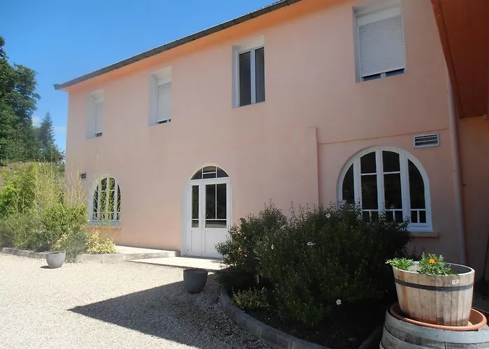 Castel D'olmes Hotel Tabre